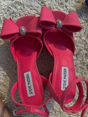 Never Worn Steve Madden Hot Pink Bow Rhinestone Ankle-Strap Sandals